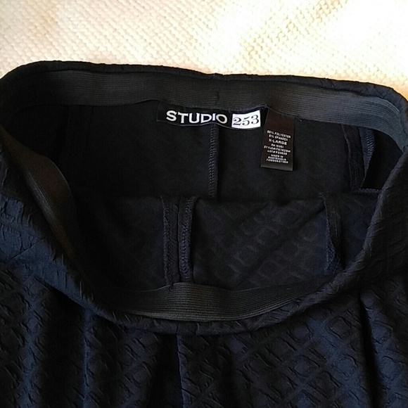 Pleated Black Skirt - Picture 4 of 5